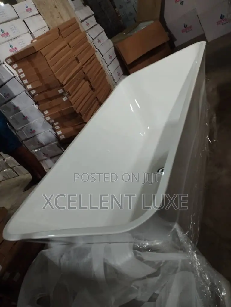 Free Standing Bathtub