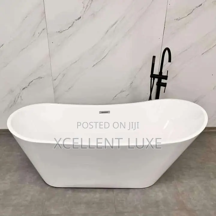 Free Standing Bathtub
