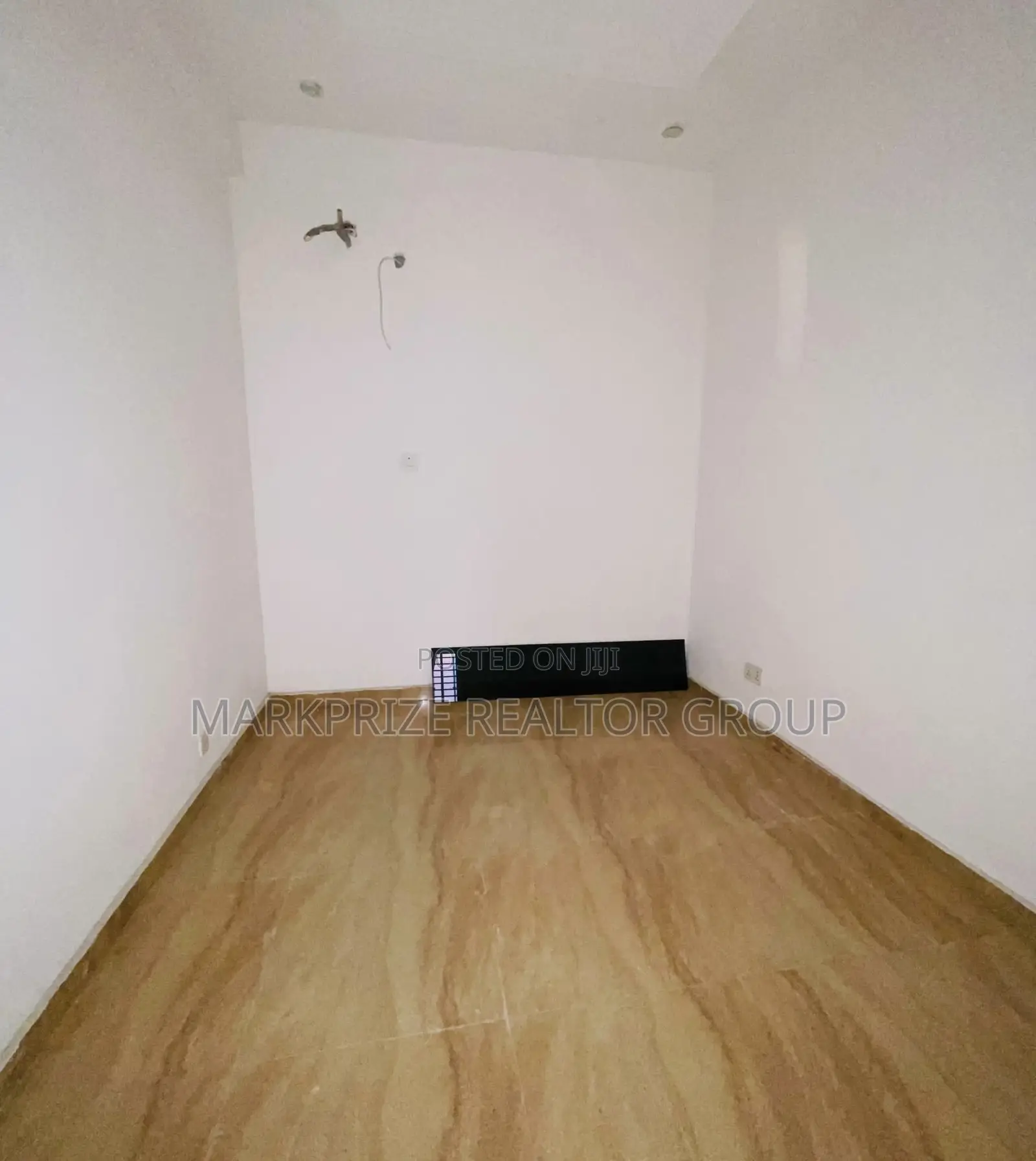 4bdrm Duplex in Magodo Phase 2 for sale
