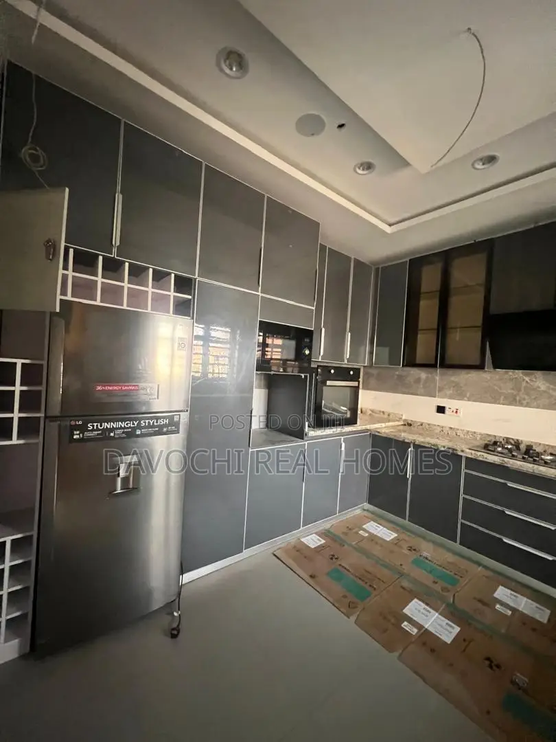 4bdrm Duplex in Oniru, Vi, Victoria Island Extension for rent