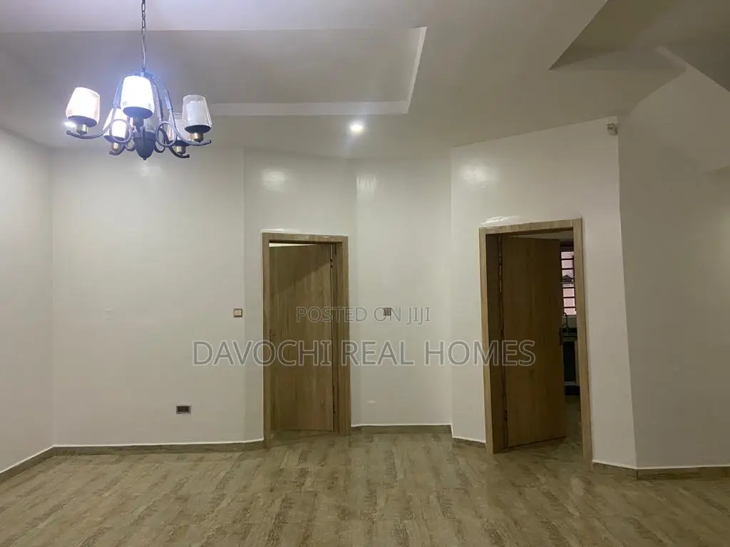 4bdrm Duplex in Orchid Road, Lekki for rent