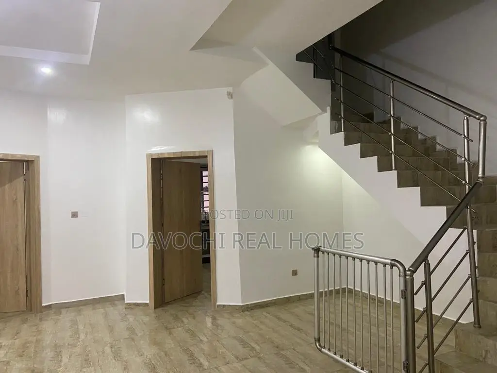 4bdrm Duplex in Orchid Road, Lekki for rent