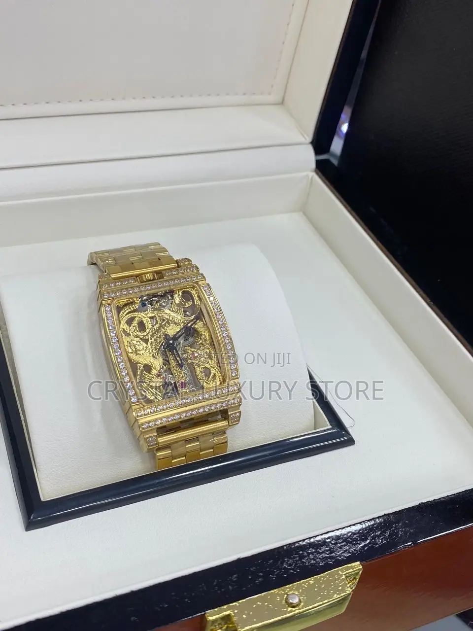 Corum Quality Luxury Men Chain Strap Wristwatch
