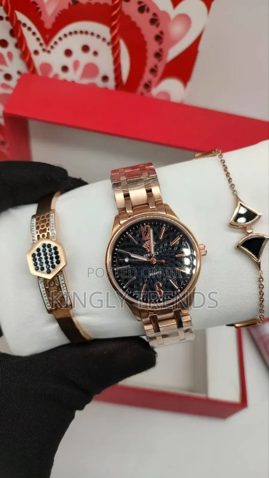 Non-Tarnishing Versace Female Watch With Gifts