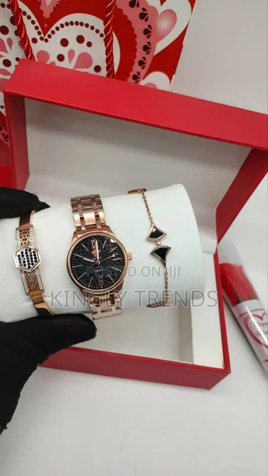 Non-Tarnishing Versace Female Watch With Gifts
