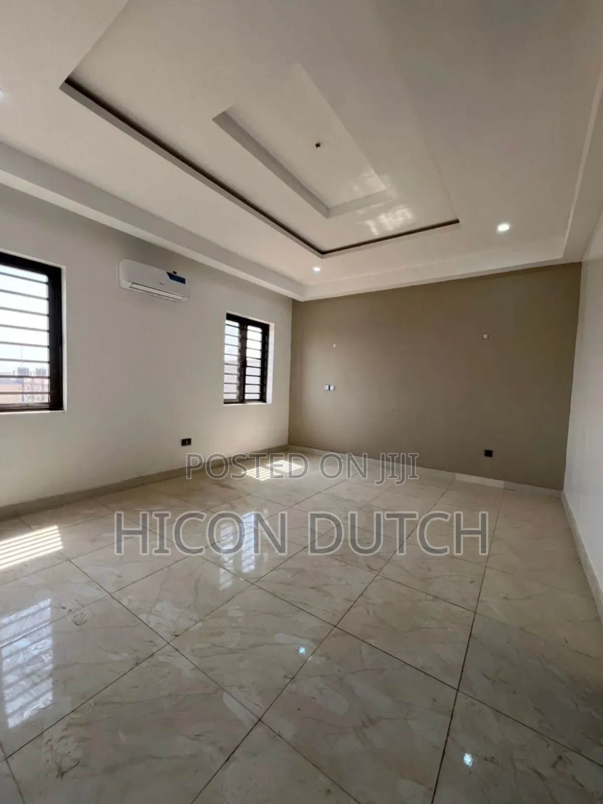 5bdrm Townhouse / Terrace in Dawaki for rent