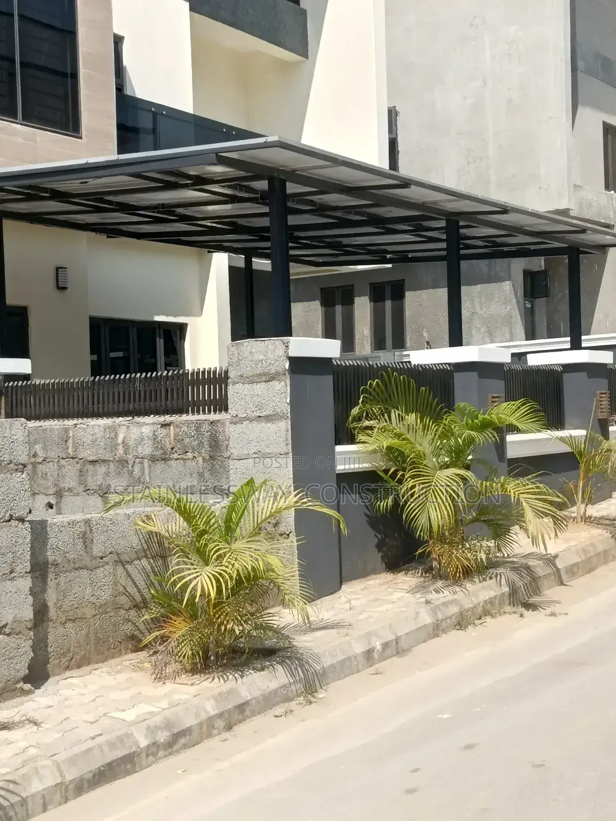 Solar Carport Stand