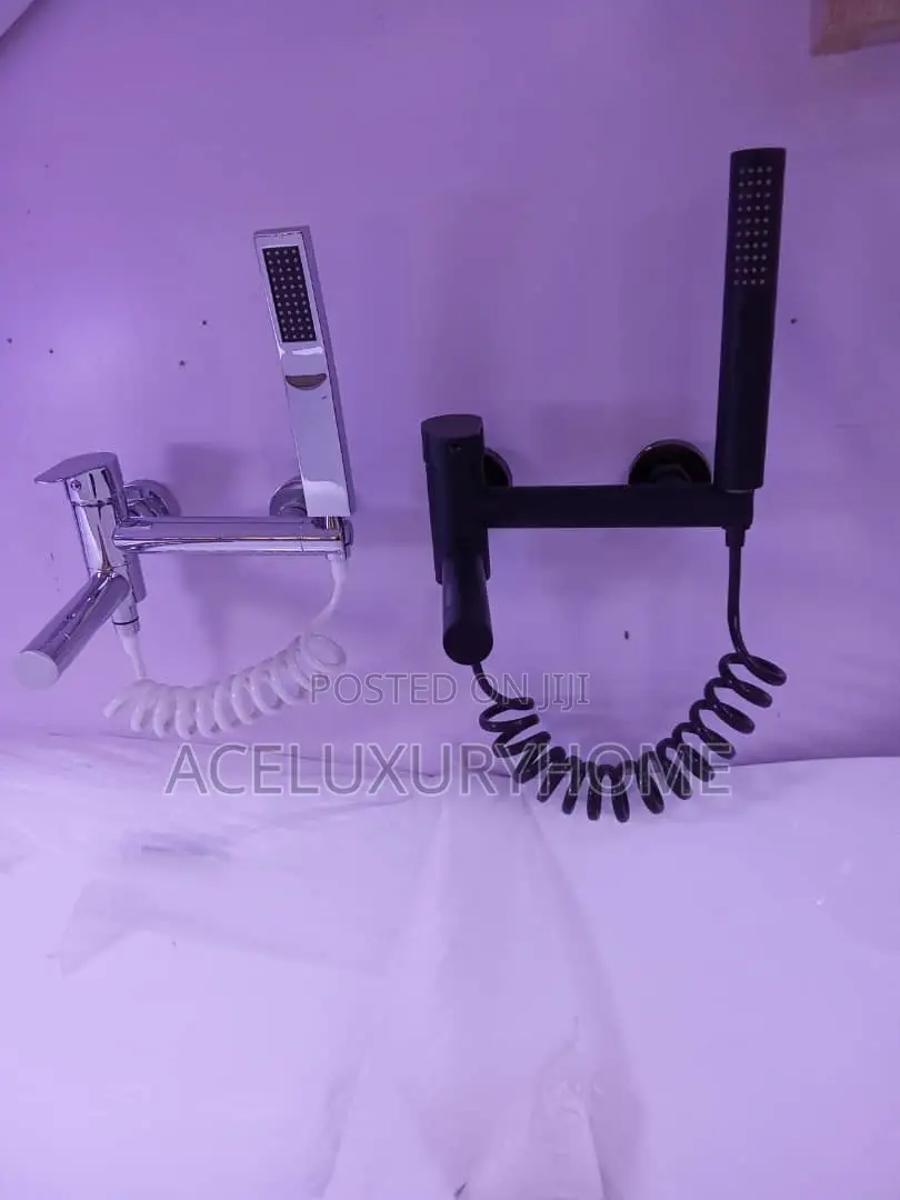 Pressing Shower Bum Wash