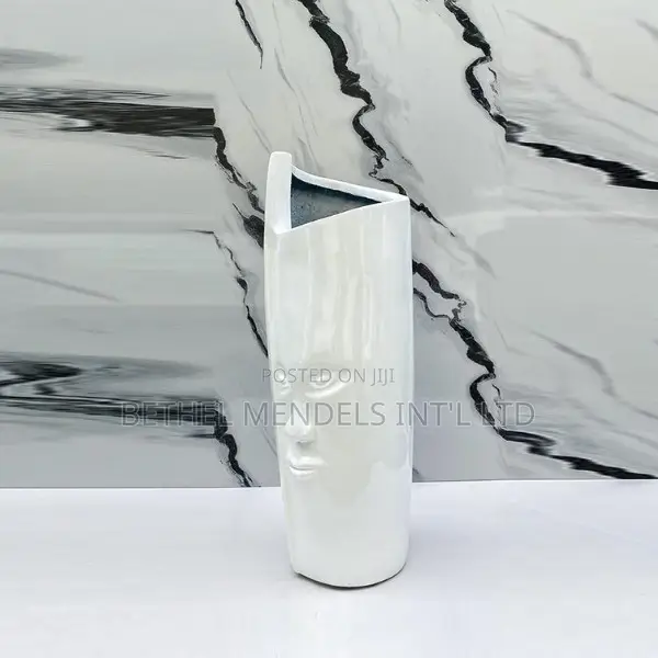 Fiberglass Decorative Idia Face Vase (Height:90cm)