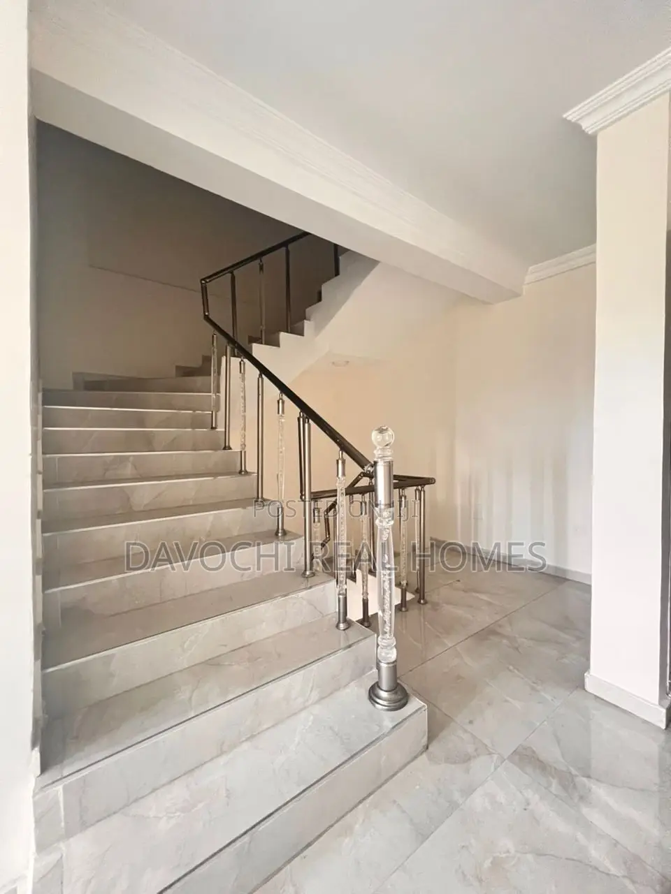 5bdrm Duplex in Novare Shopping for rent