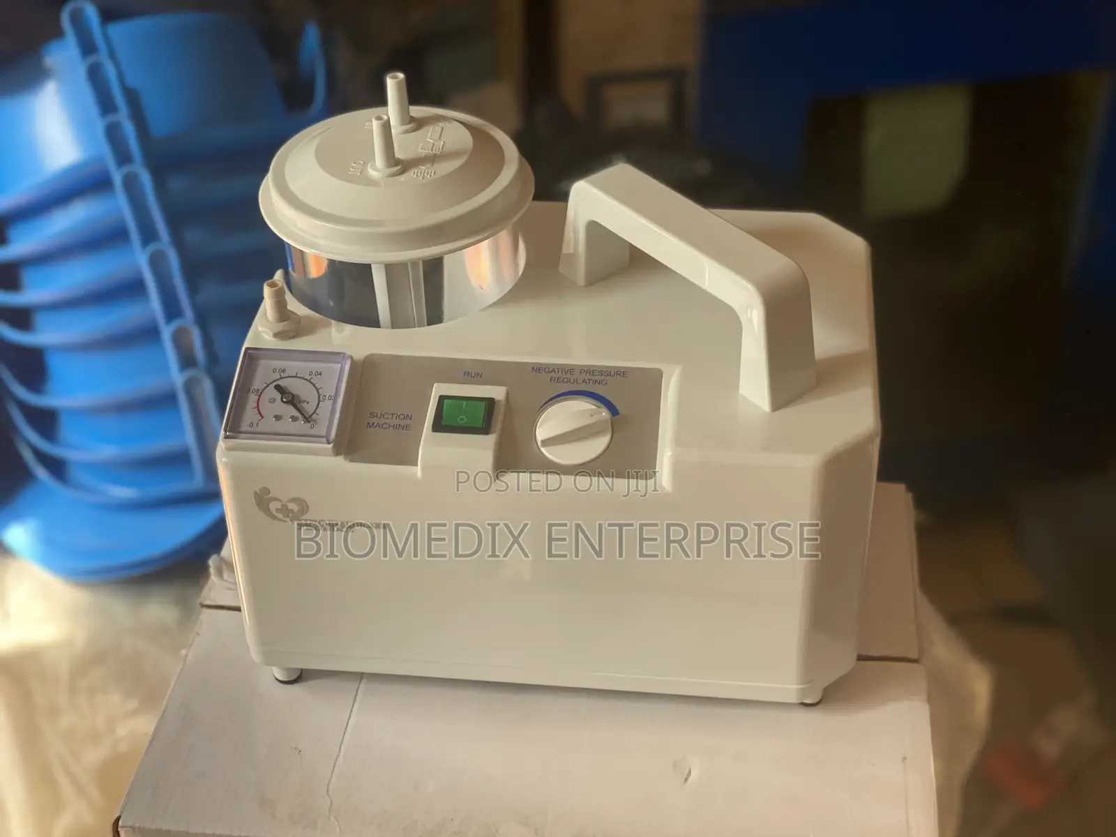 Suction Machine Singer