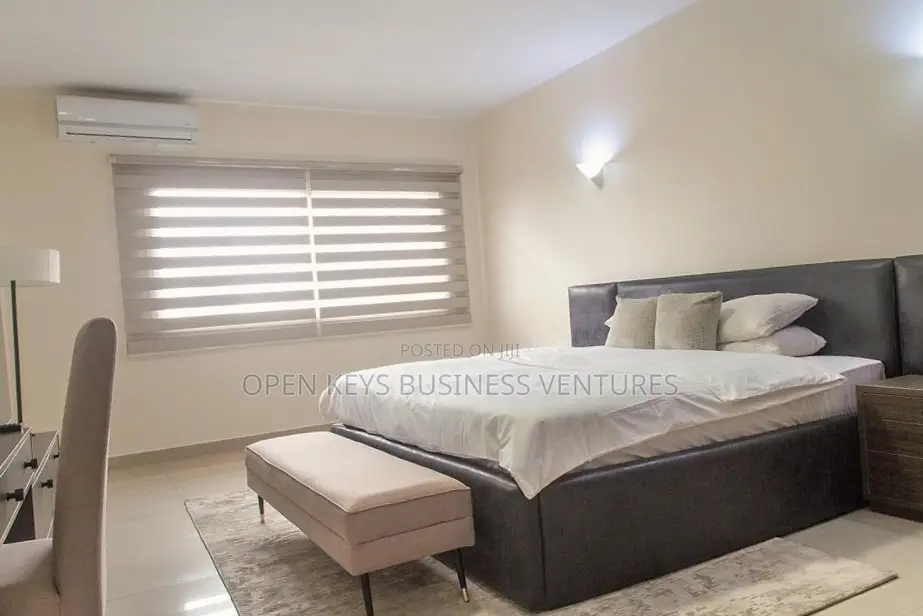 Furnished 3bdrm Apartment in 5Th Floor Mason, Gerard Road for sale