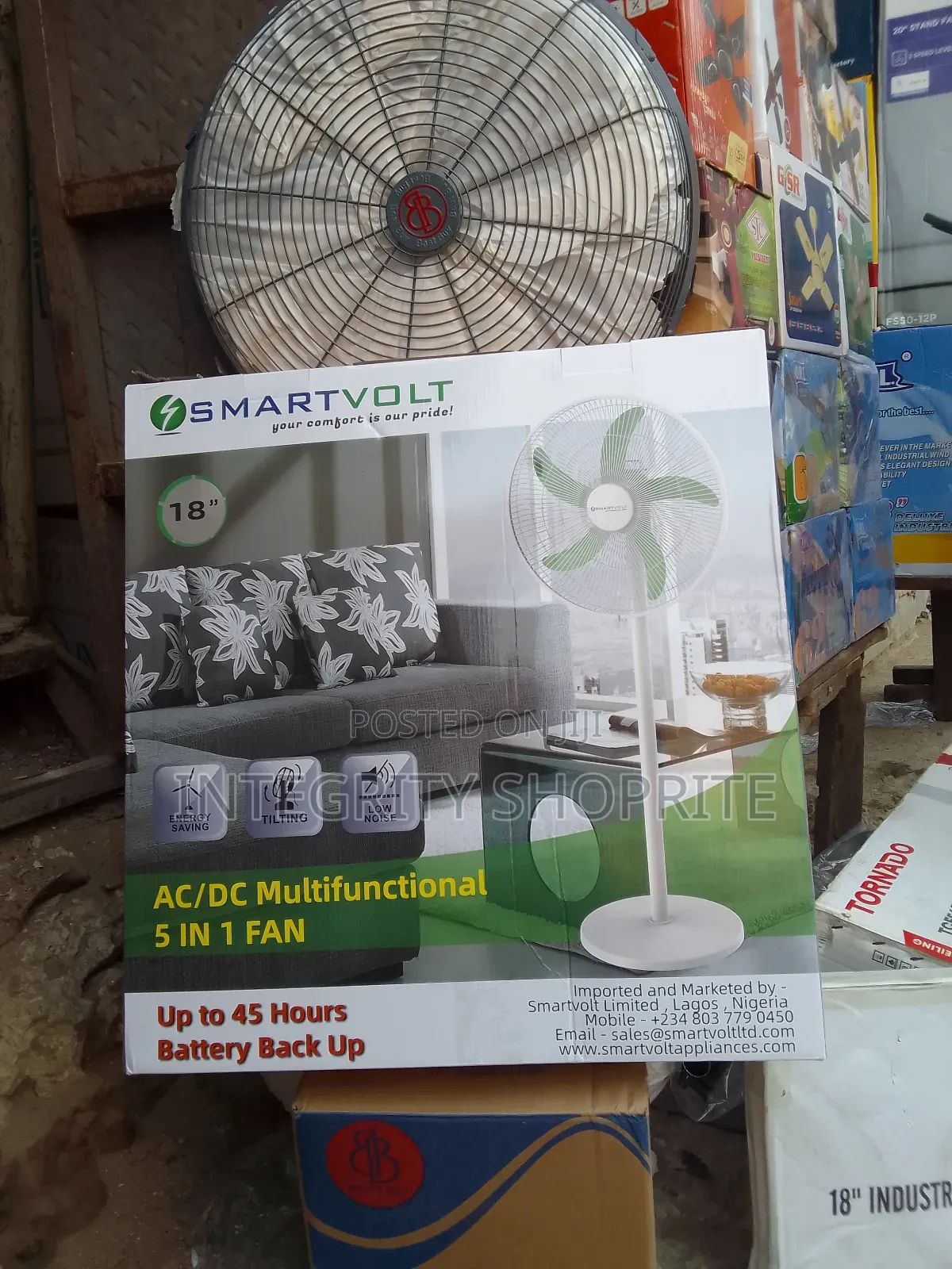 Smartvolt 18" Rechargeable 5 in 1 Fan