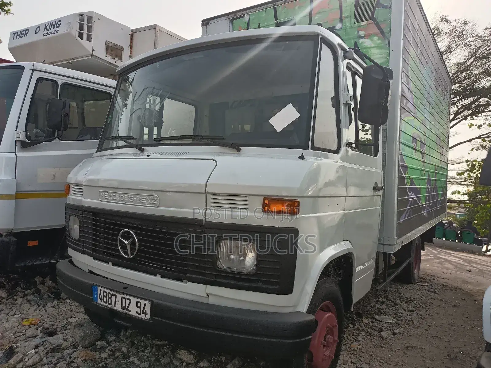 Mercedes Benz 608 Container Body Truck