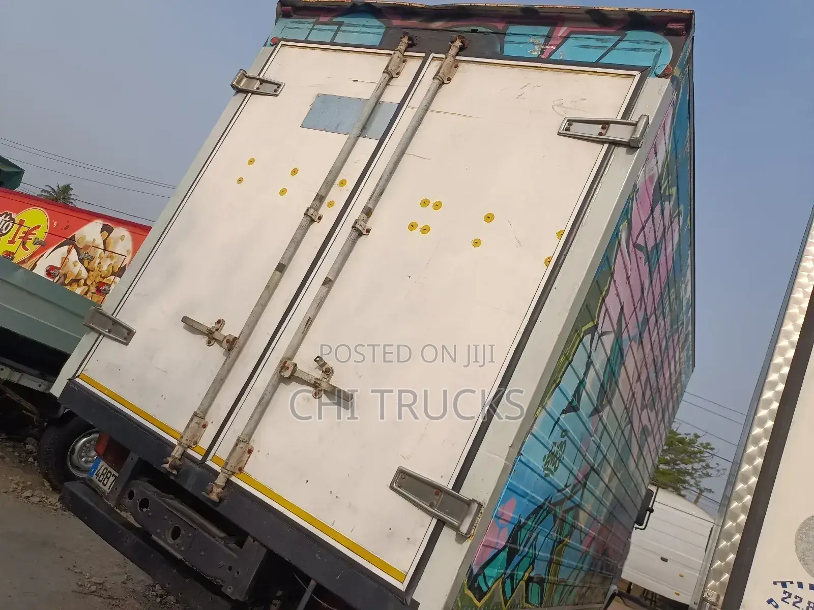Mercedes Benz 608 Container Body Truck