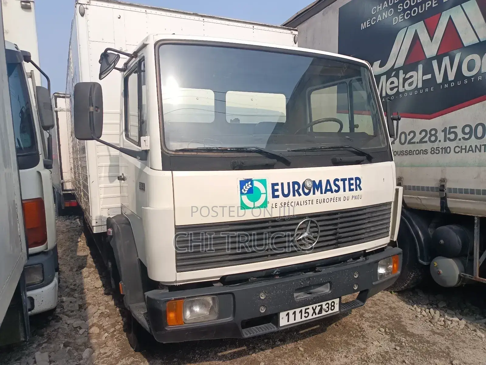Mercedes Benz 814 Cargo Truck 2000 White