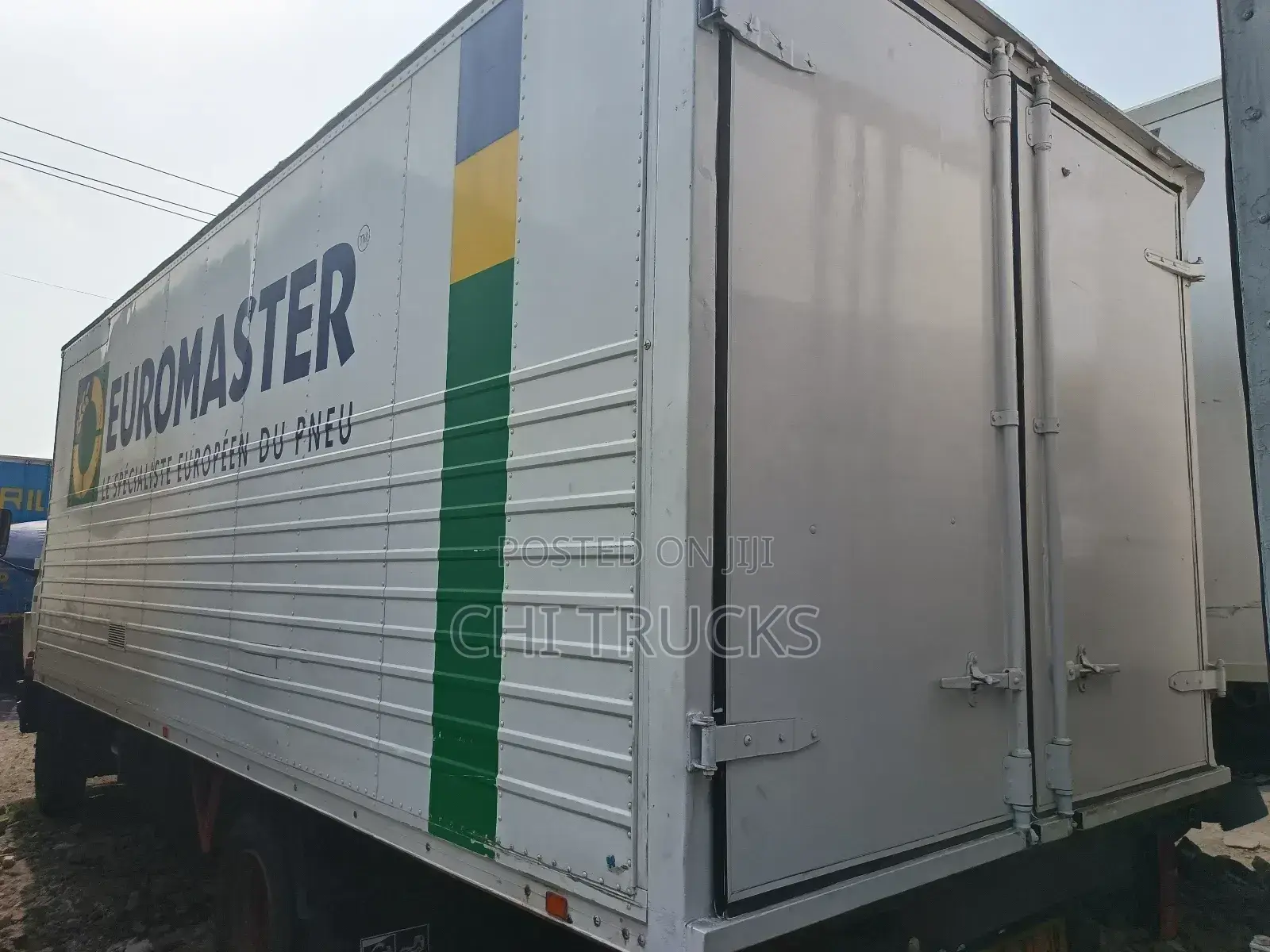 Mercedes Benz 814 Cargo Truck 2000 White