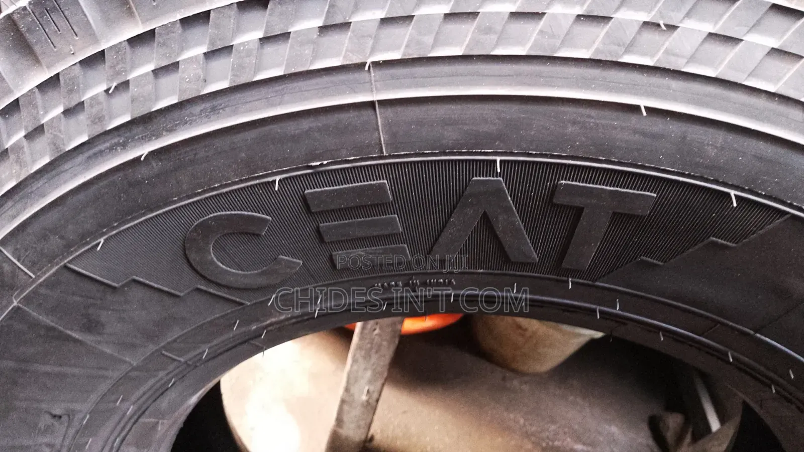 315/80/22,5 Ceat Tire Original