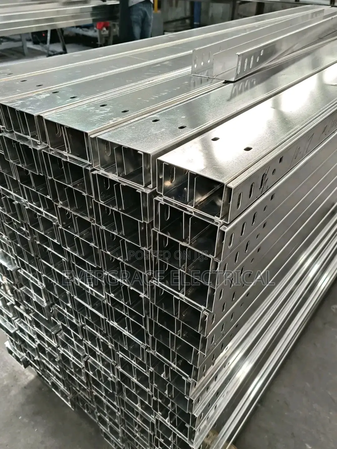 200×50 Cable Tray 1mm Thickness