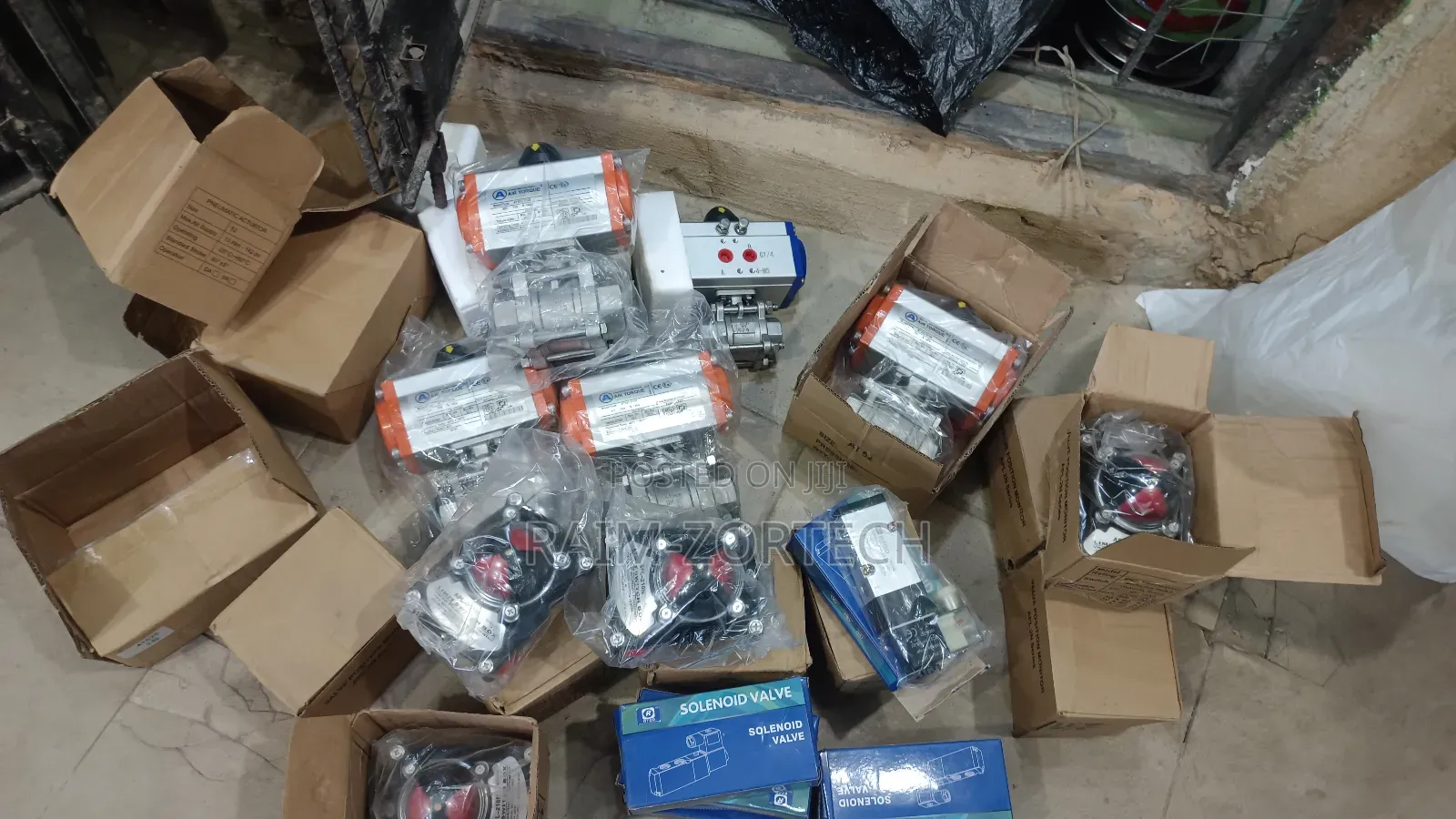 Actuator Valve With Box Control and Solenoid Valve