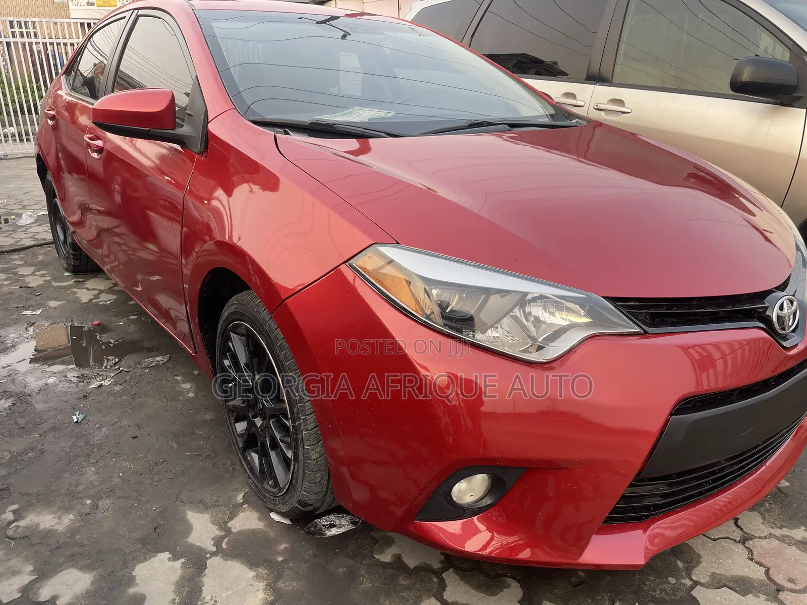 Toyota Corolla 2016 Red