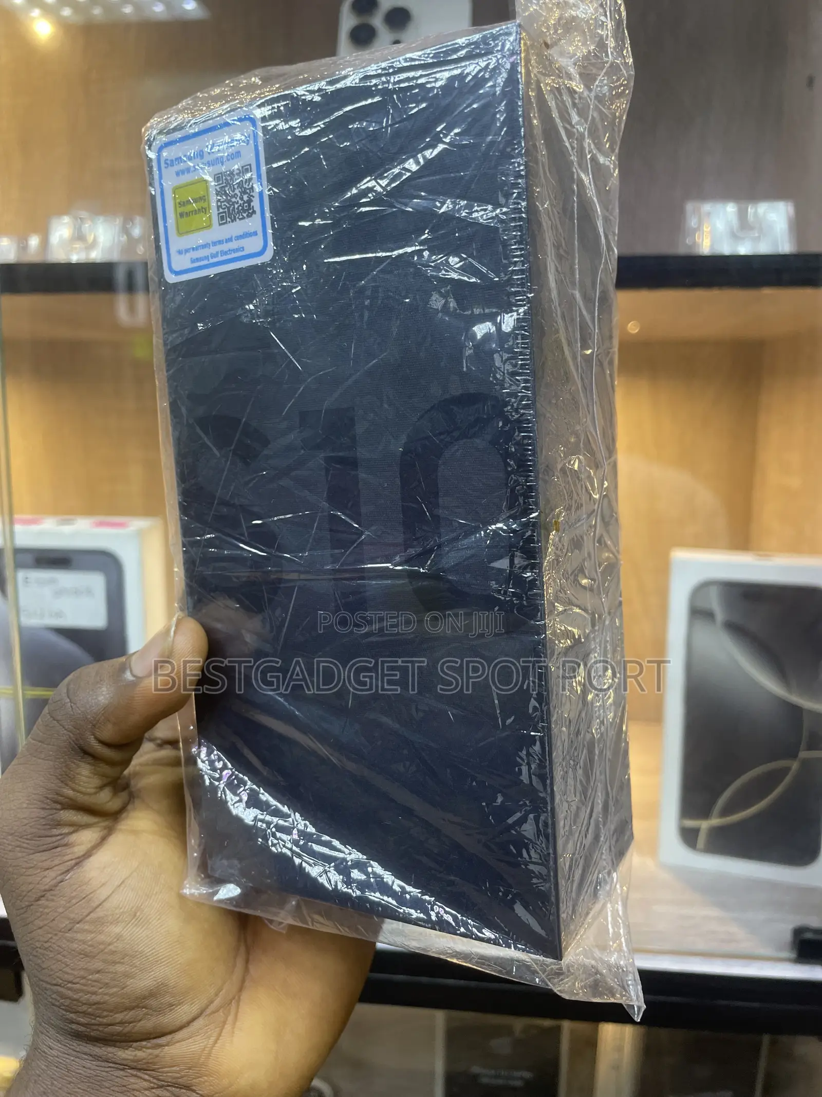 New Samsung Galaxy S10 128 GB Black