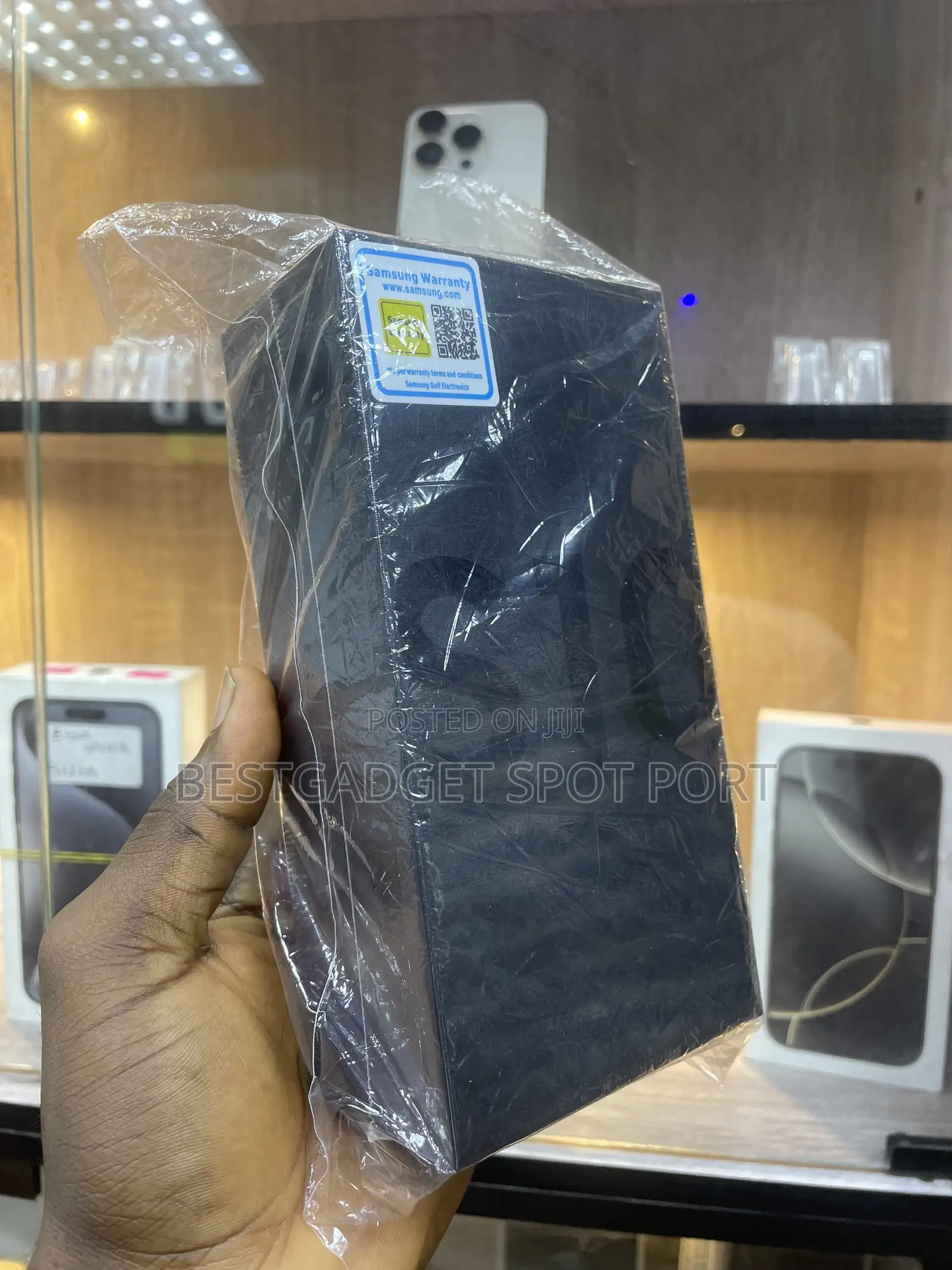 New Samsung Galaxy S10 128 GB Black