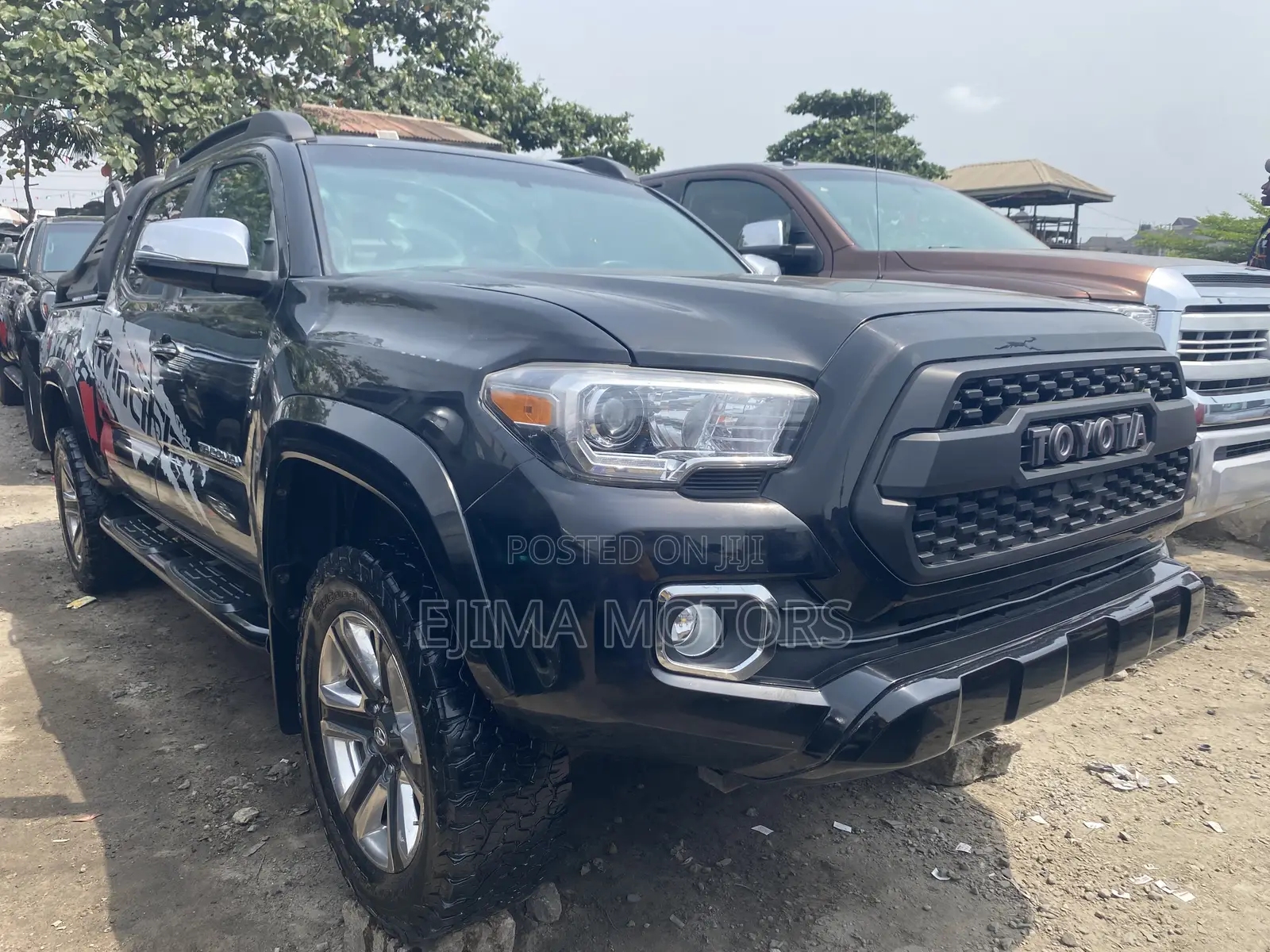 Toyota Tacoma 2018 Black