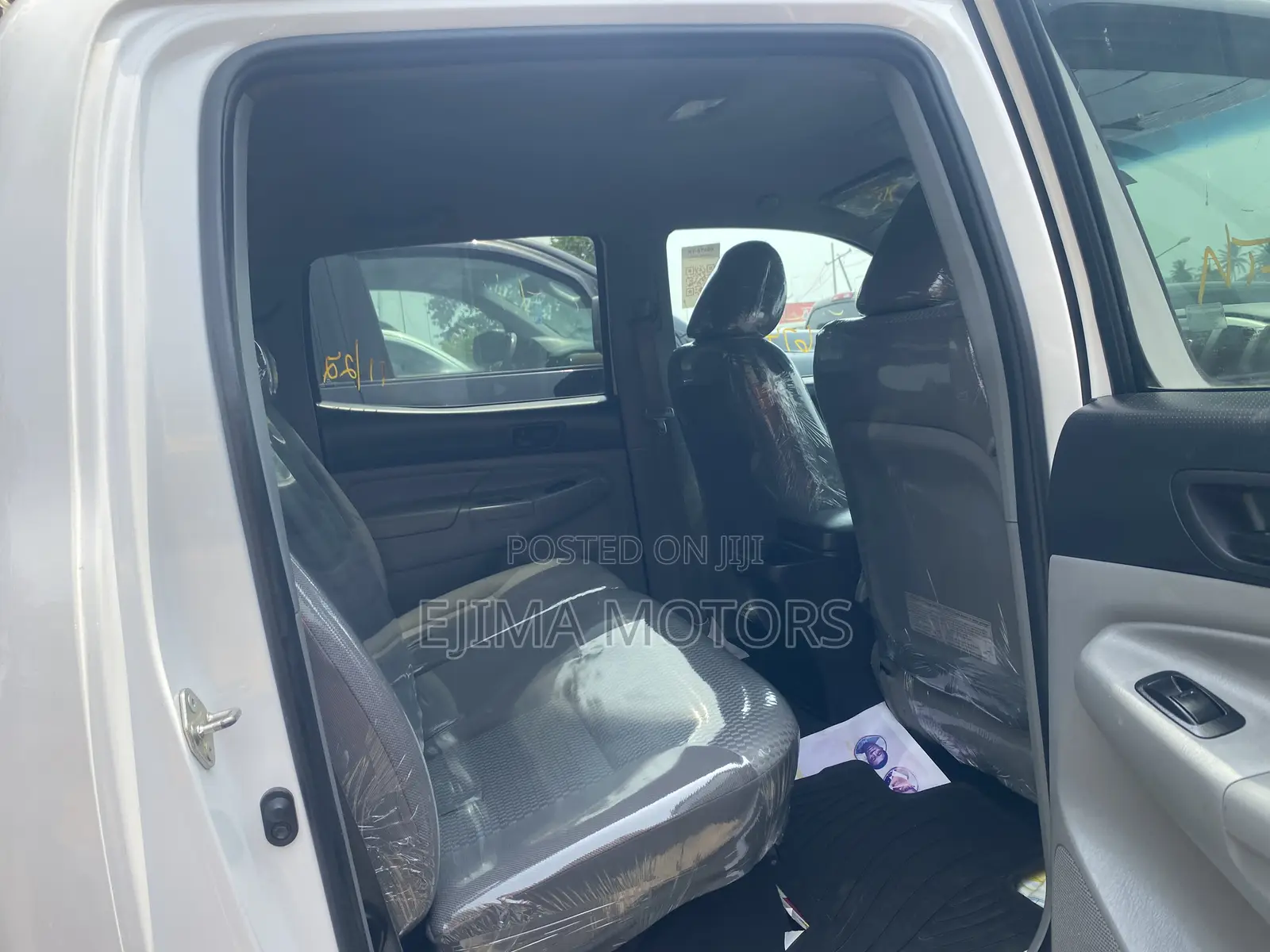 Toyota Tacoma 2015 White