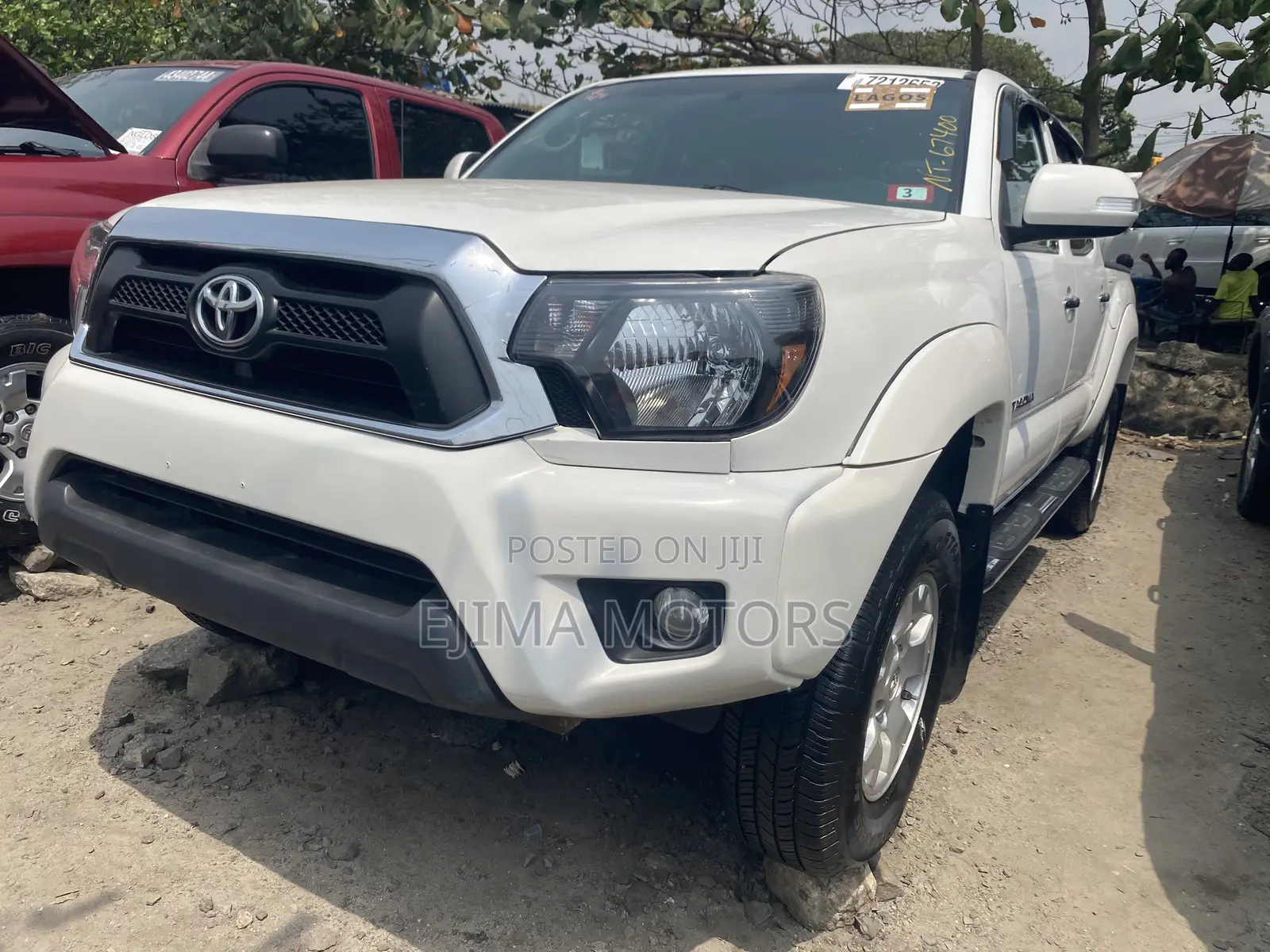 Toyota Tacoma 2015 White