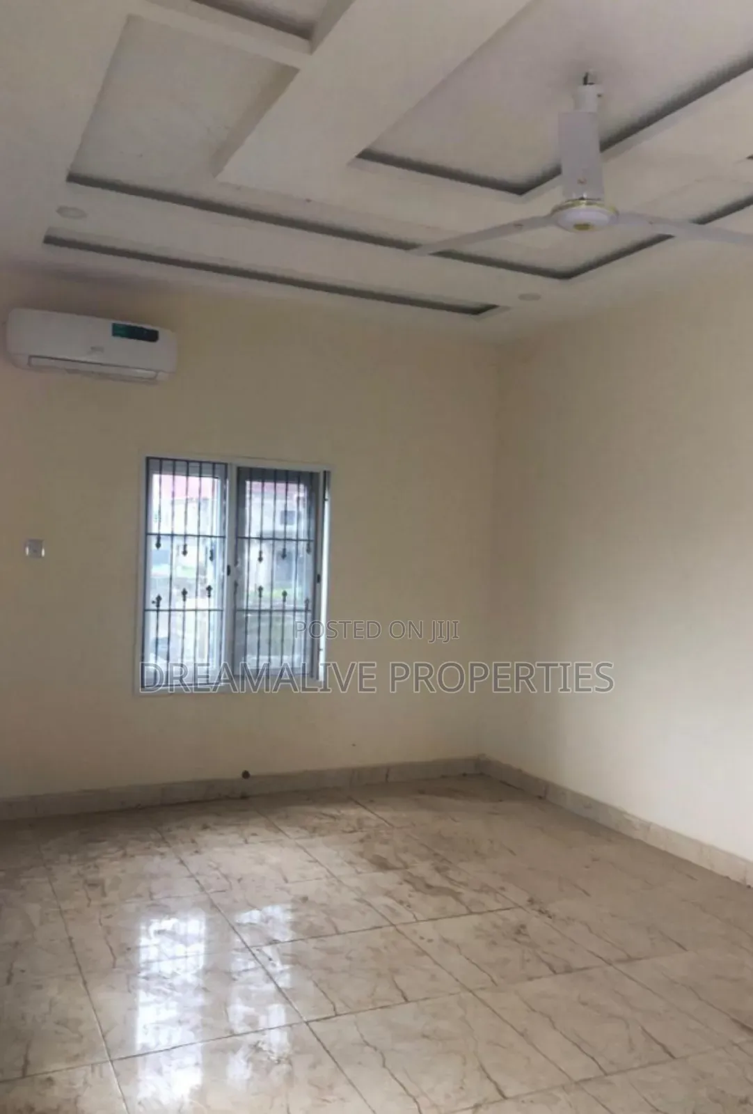 4bdrm Duplex in An Estate, Ushafa for sale