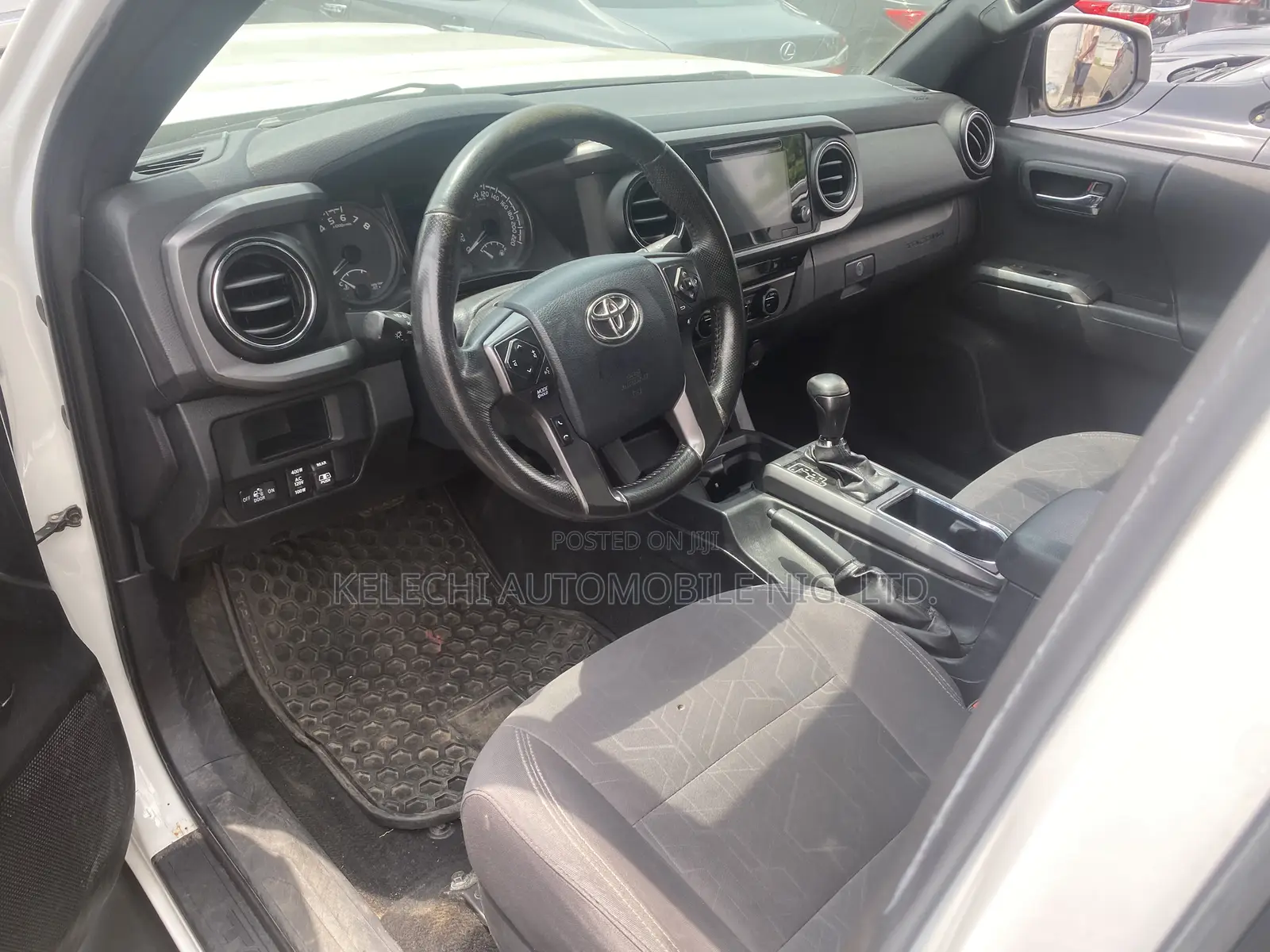 Toyota Tacoma TRD Sport 2017 White