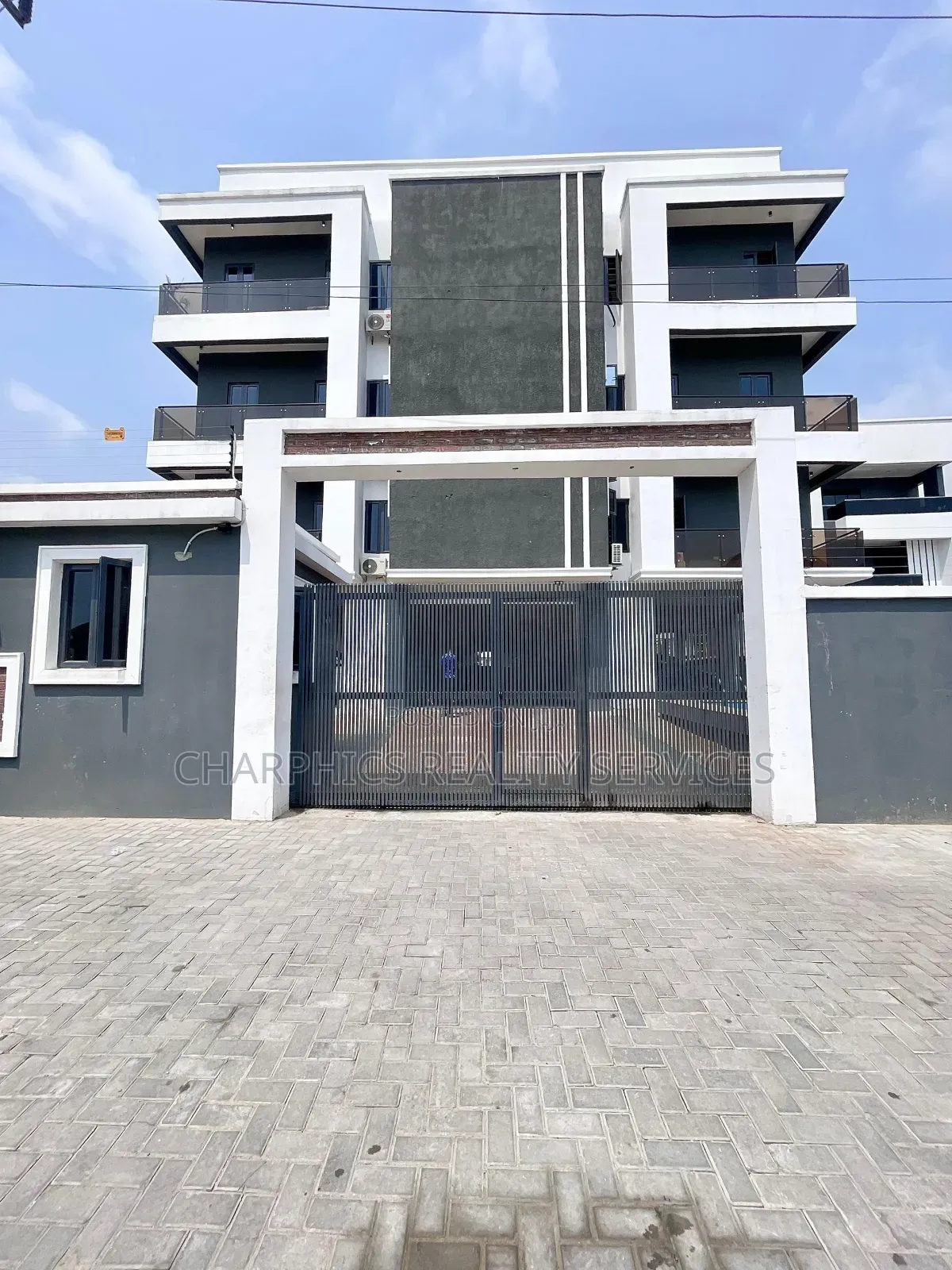 2bdrm Apartment in Ikate for sale
