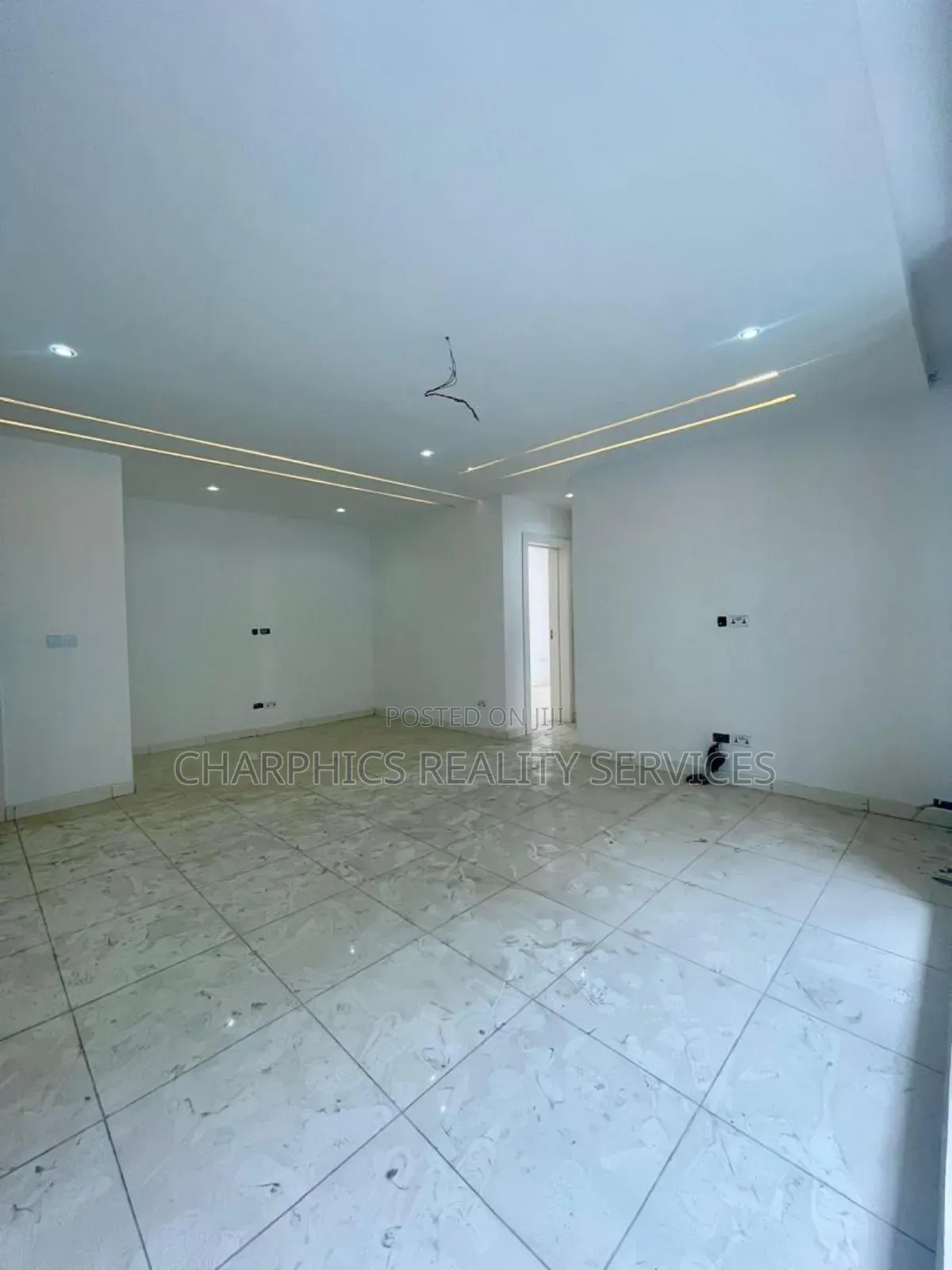 2bdrm Apartment in Ikate for sale