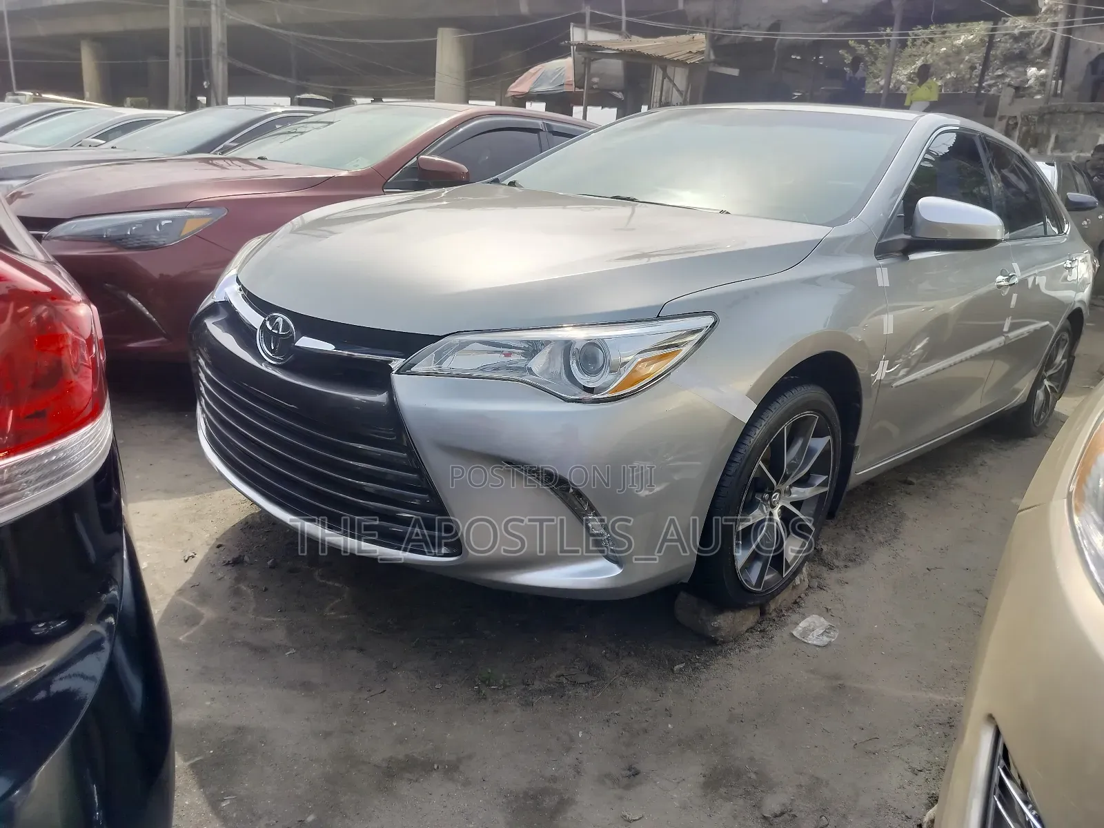 Toyota Camry 2016 Silver