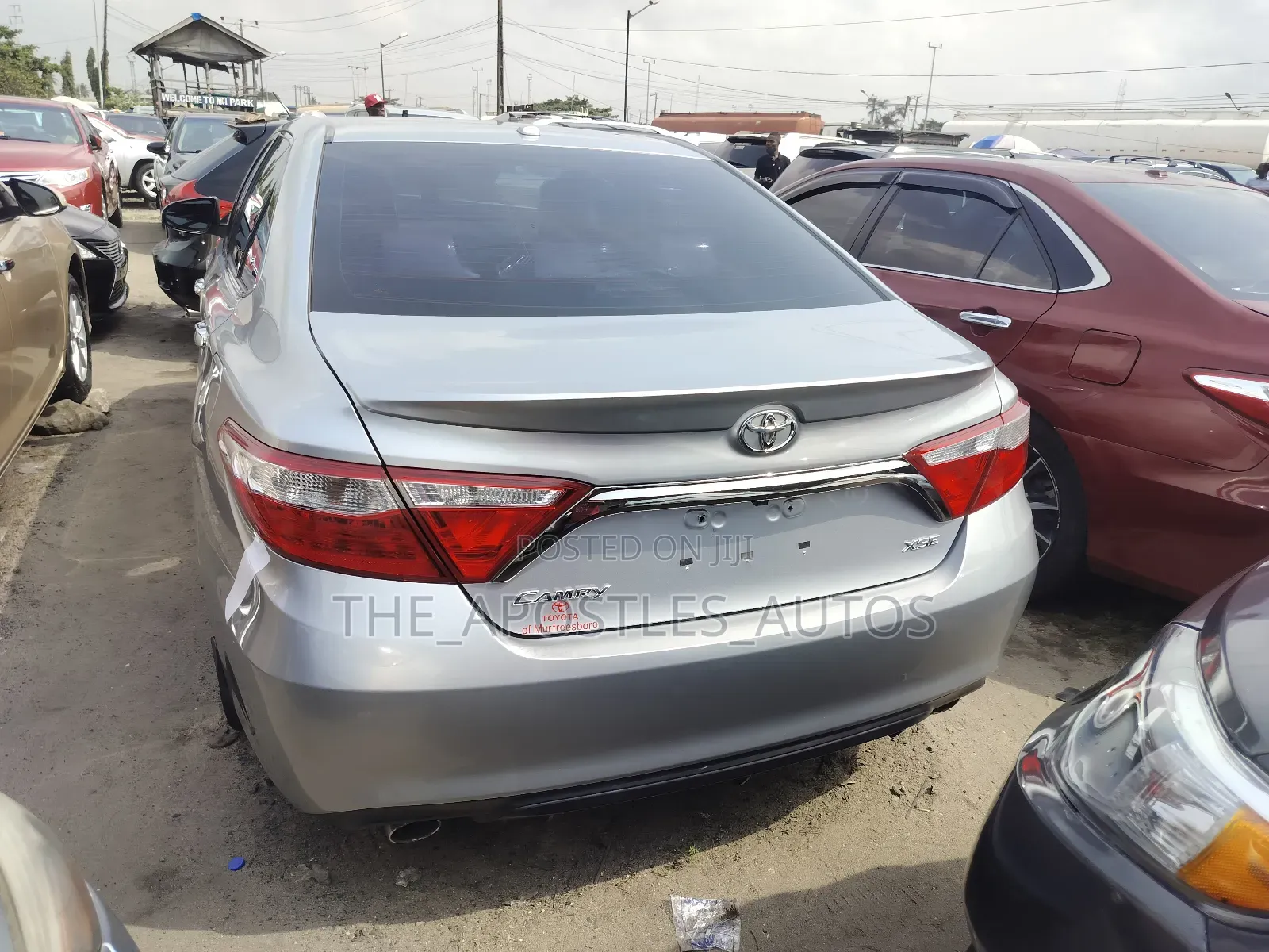 Toyota Camry 2015 Silver