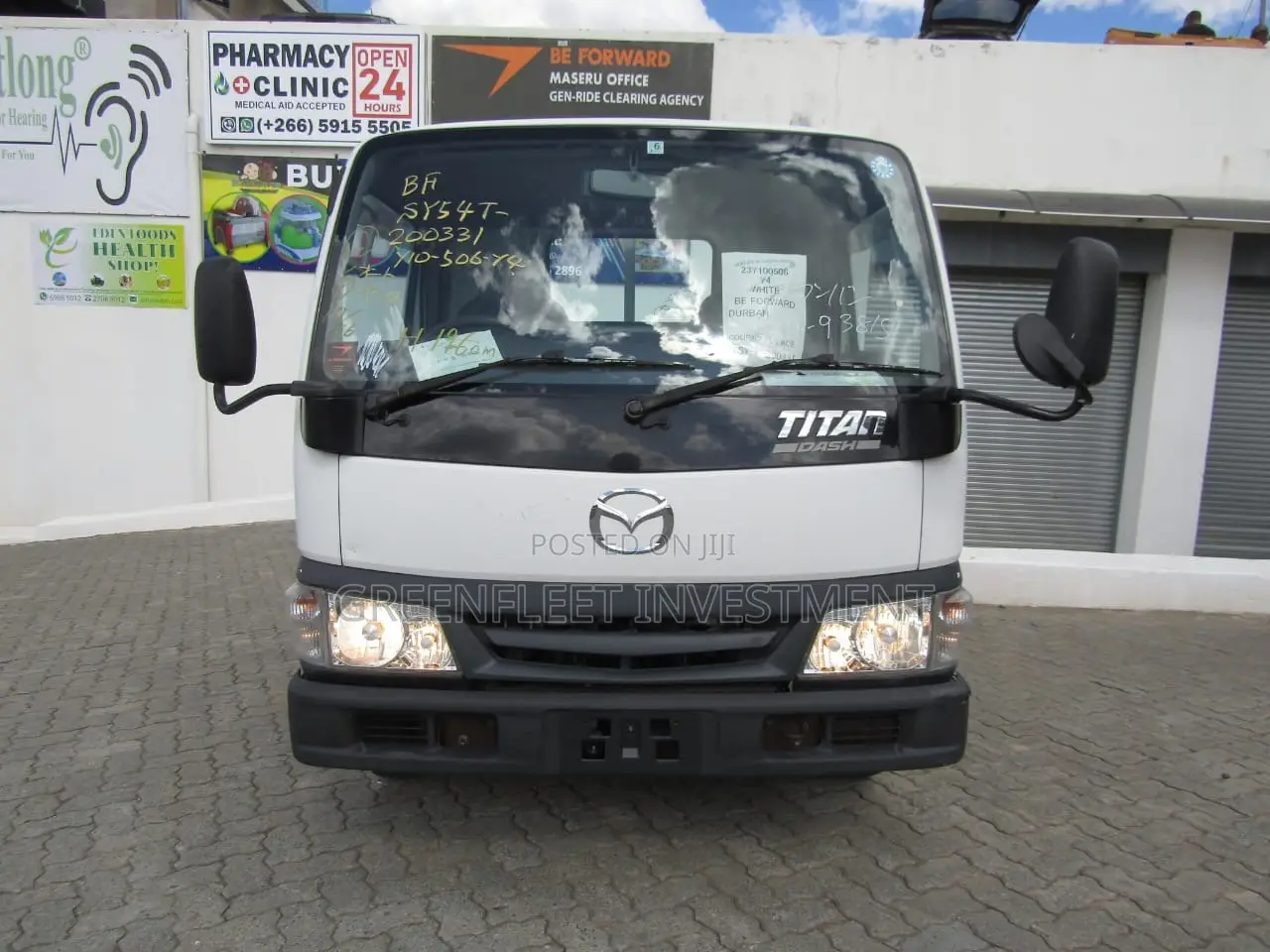 Mazda Titan Dash