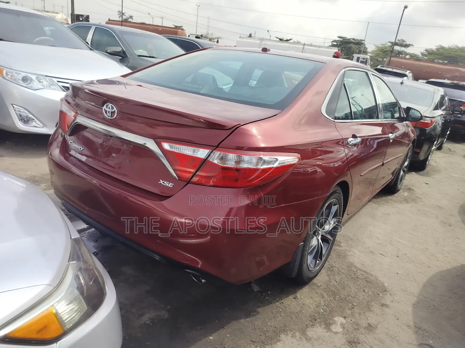 Toyota Camry 2016 Burgundy