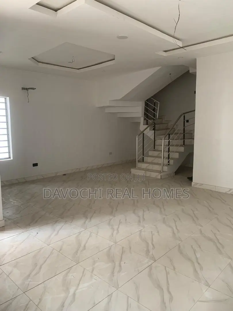 4bdrm Duplex in Orchid Road, Lekki for rent