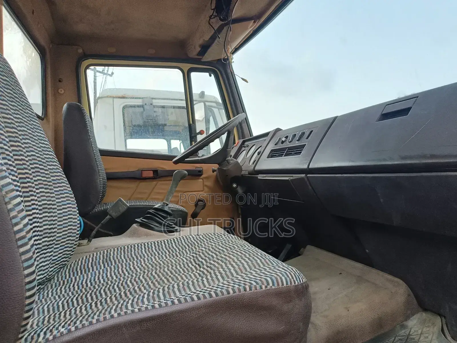 Mercedes Benz Non Turbo Pickup Truck