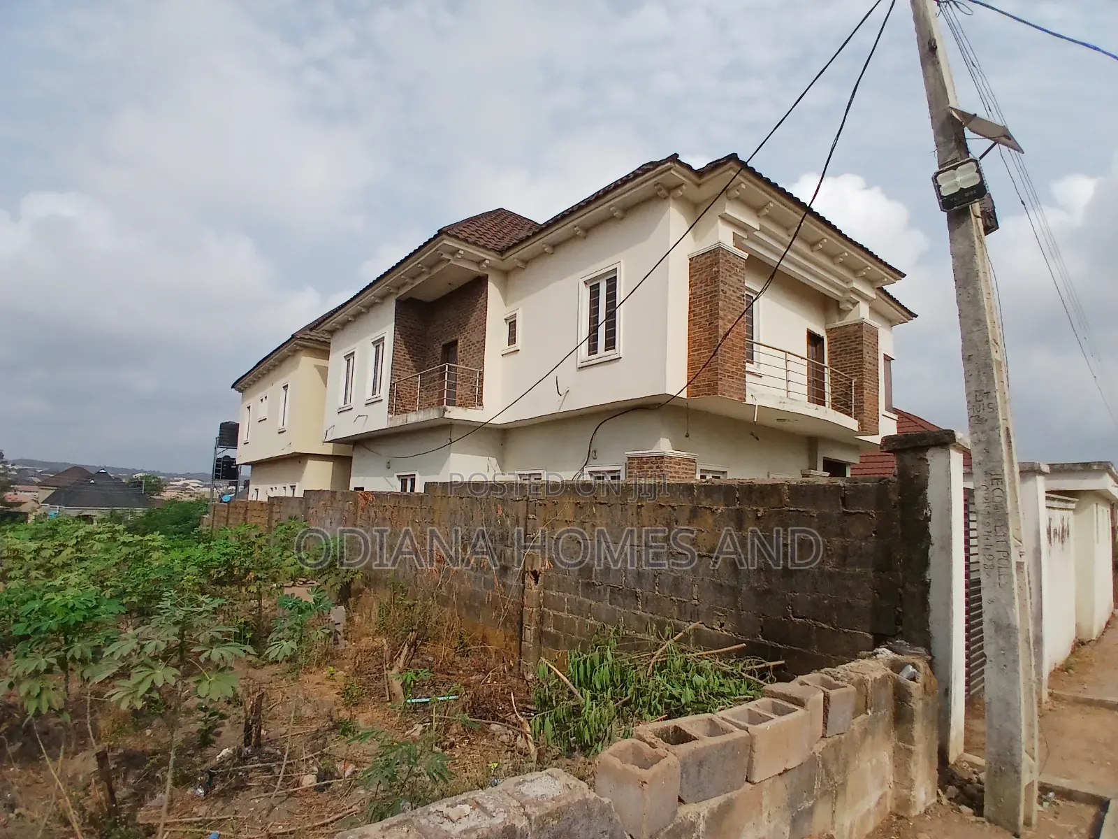 10bdrm Duplex in Royal Quarters,, Akala Express for sale