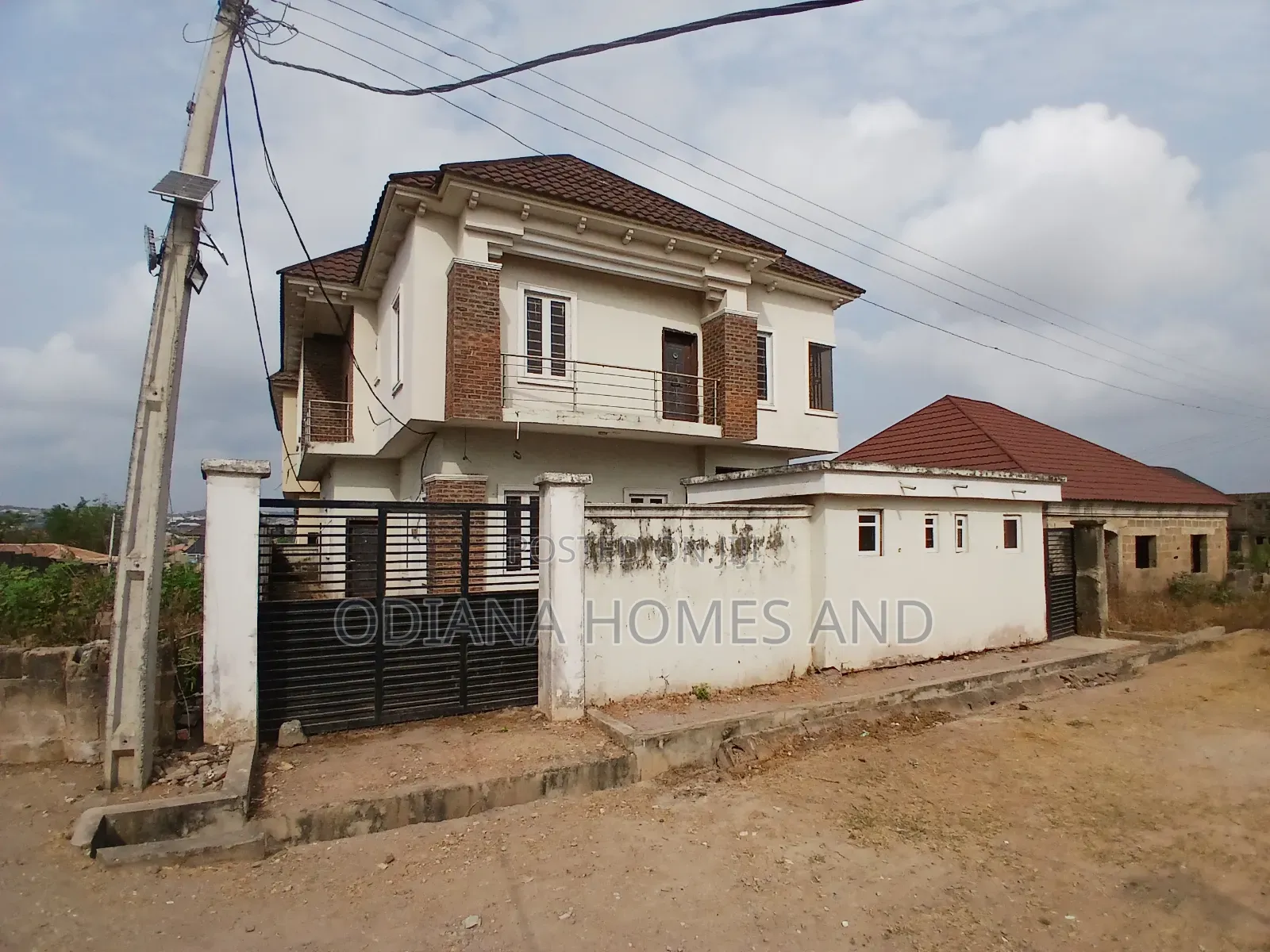10bdrm Duplex in Royal Quarters,, Akala Express for sale