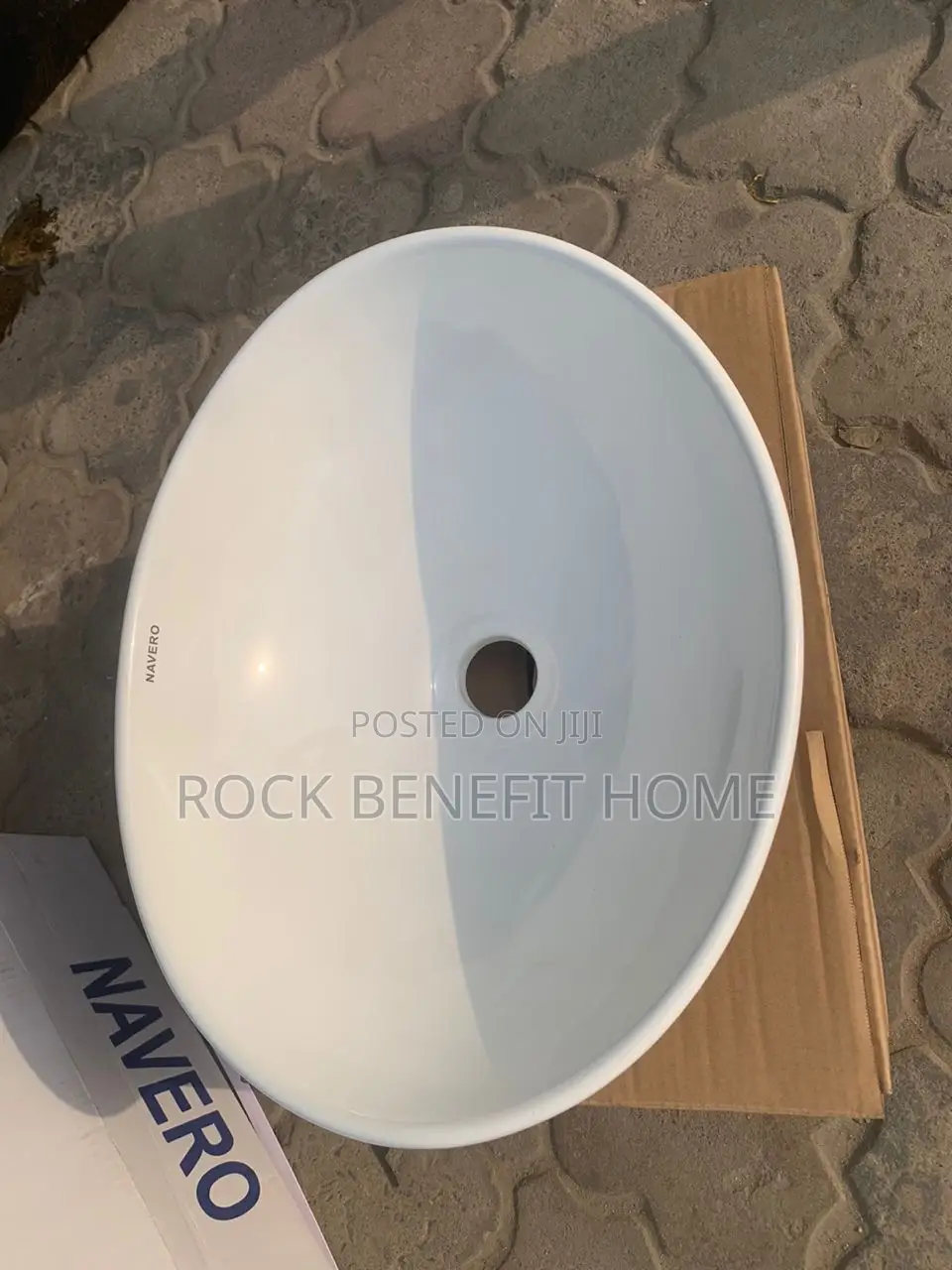 White Cabinet Basin