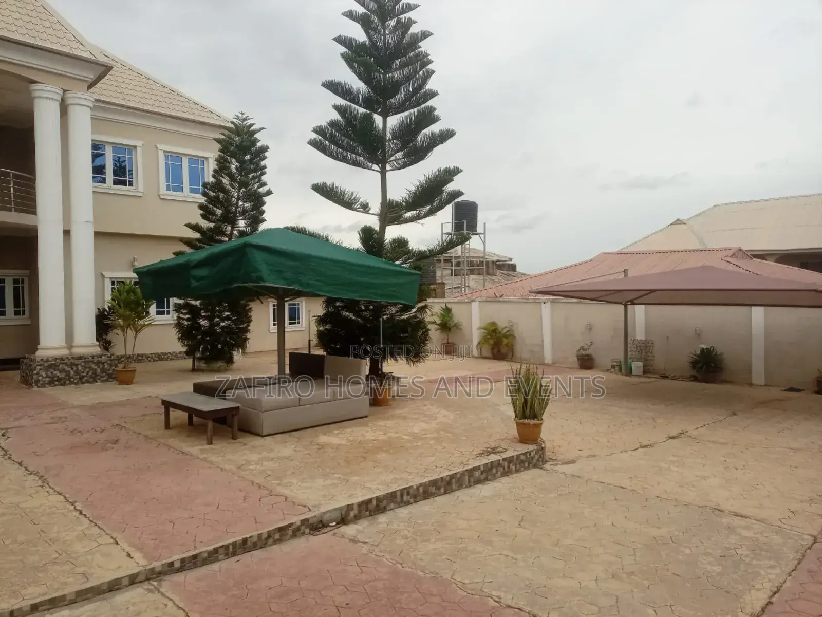 5bdrm Duplex in Adetokun Street Aft for sale