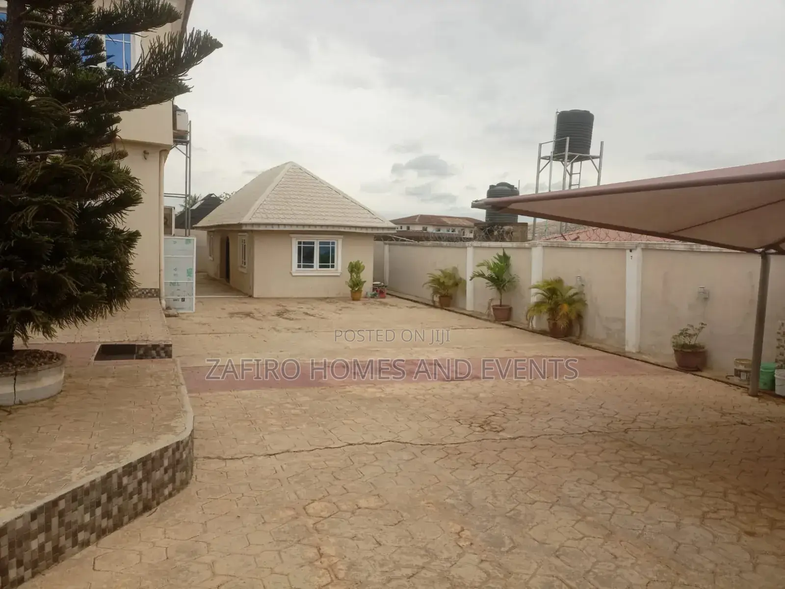 5bdrm Duplex in Adetokun Street Aft for sale