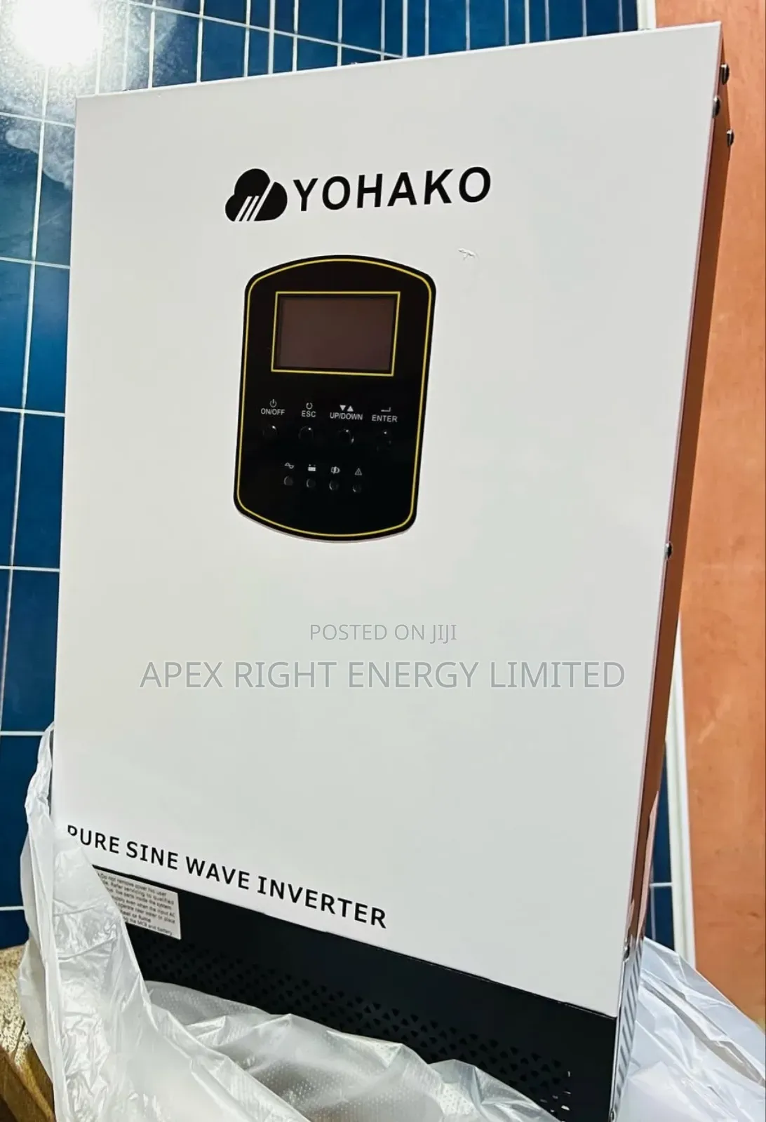 2.5kva Yohako Inverter 24v Puresine-wave Wall Mount