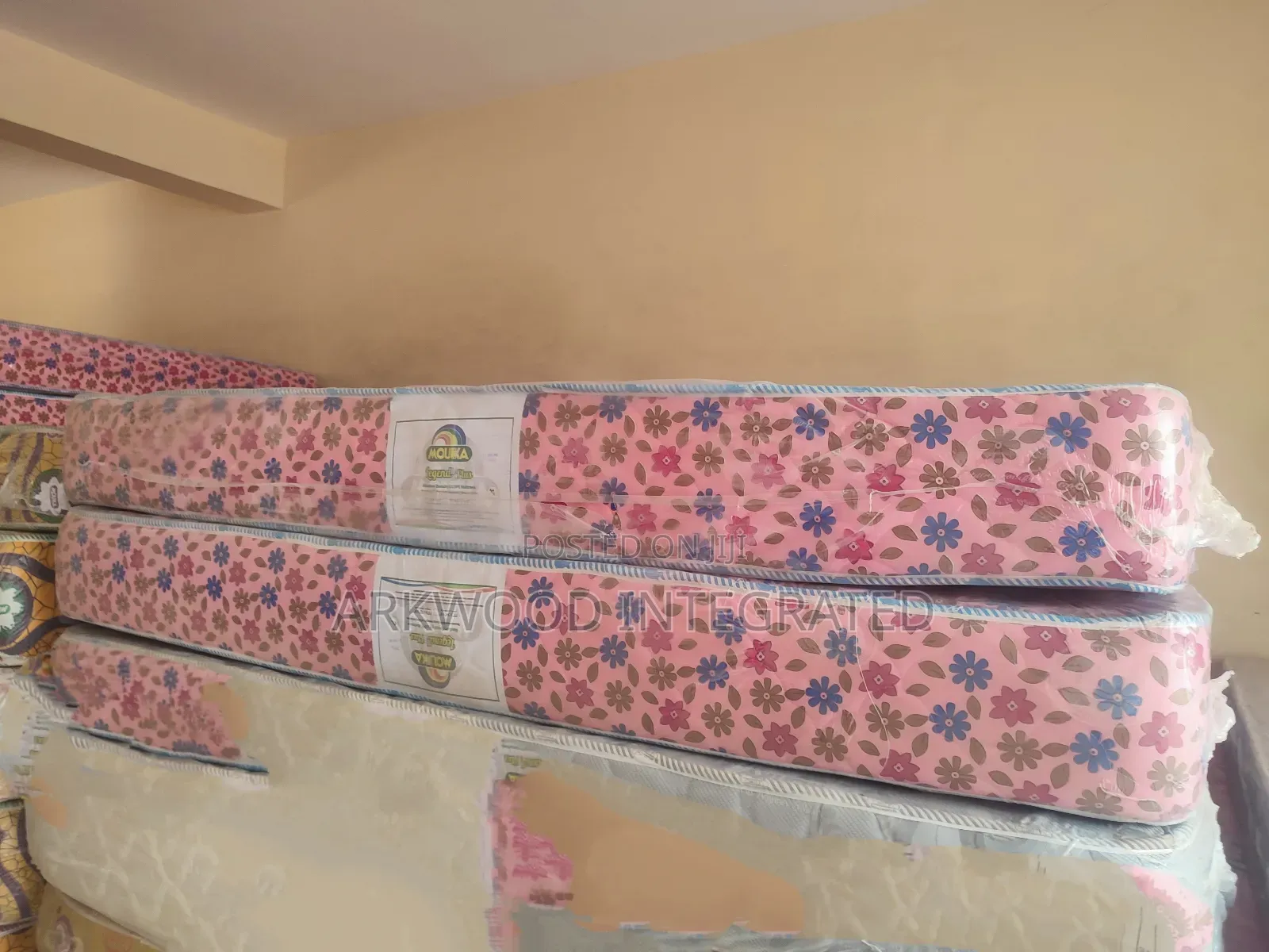 Legend Mouka Firm Mattress 6/6 8"