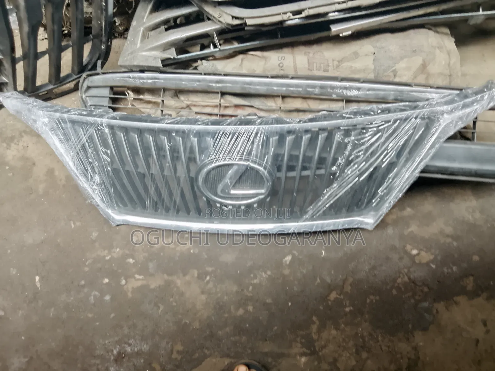 Front Grill Lexus RX350 2010