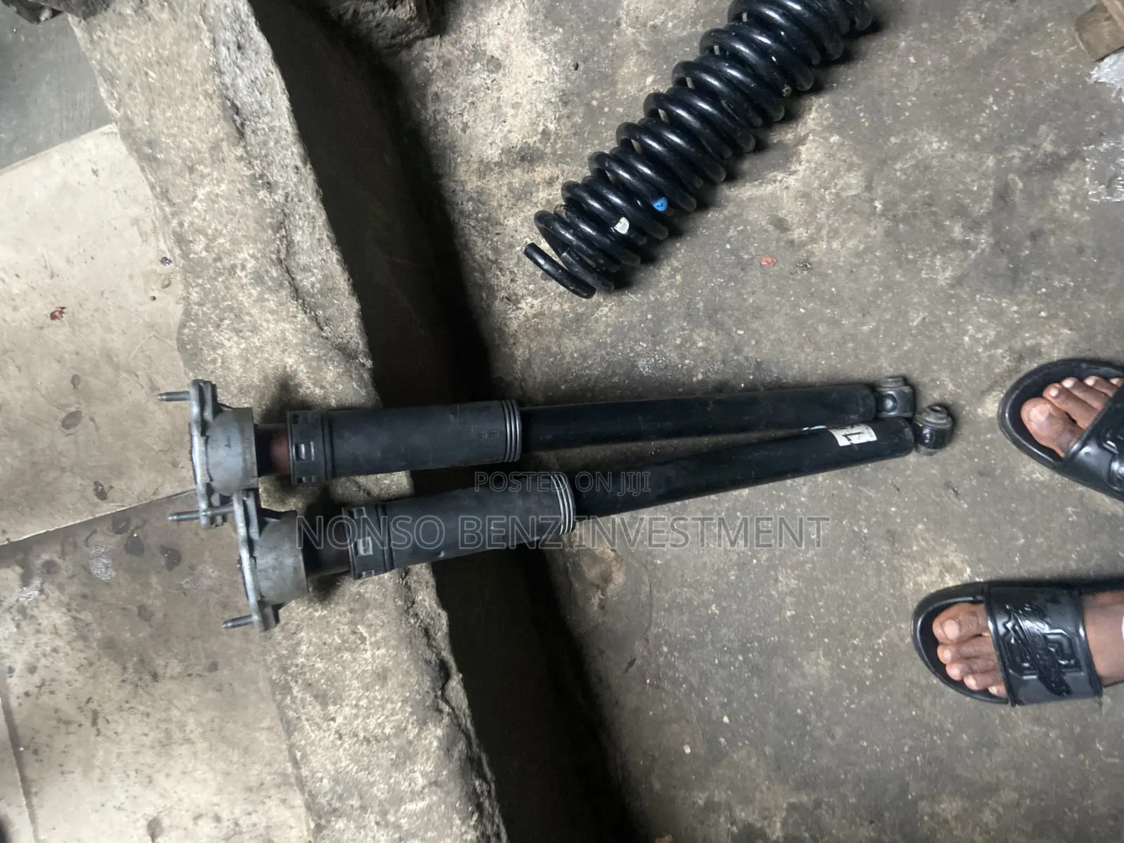 Back Shocks Glk 350