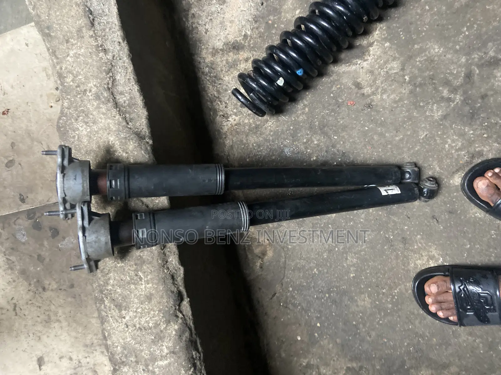 Back Shocks Glk 350